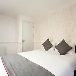 Oyo Brunel Hotel