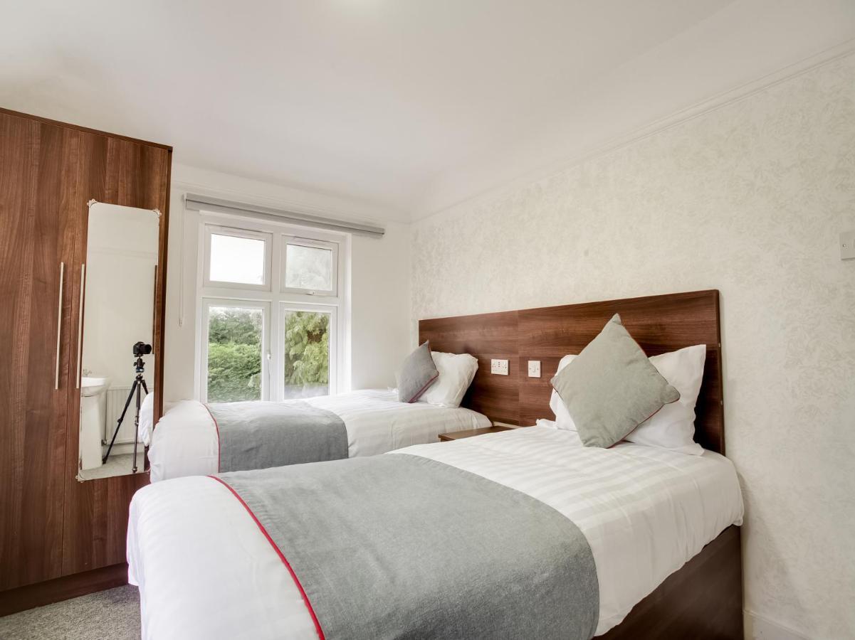 Oyo Brunel Hotel